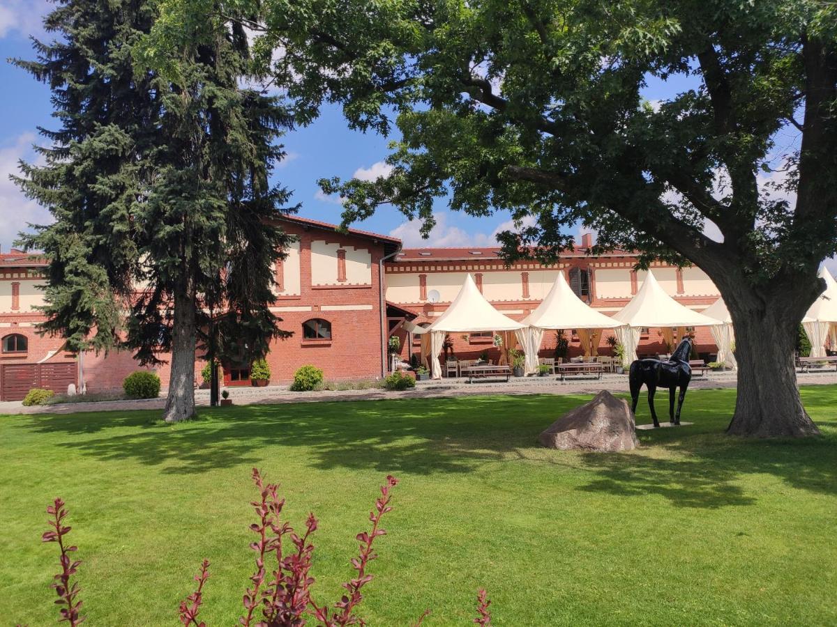 Hotel Sandro Silver & Spichlerz Antoniny Leszno  Luaran gambar